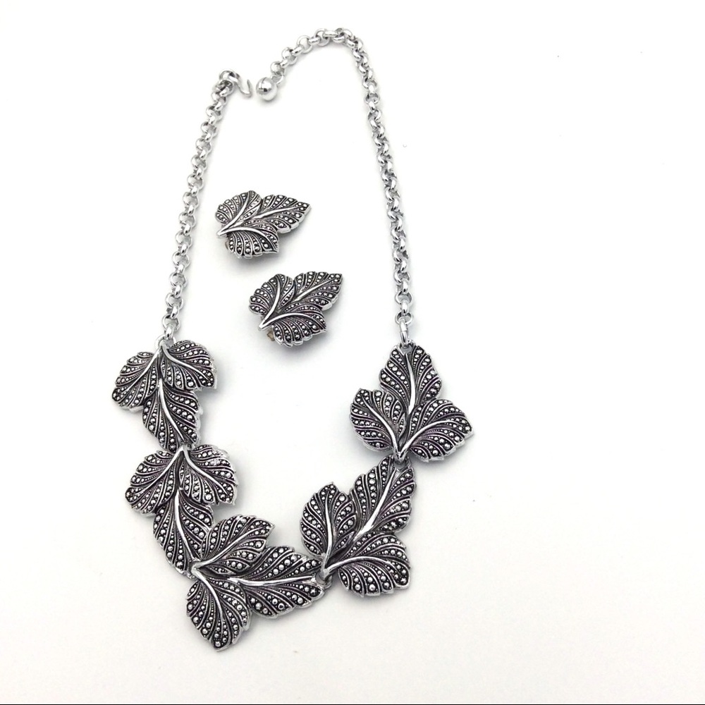 Vintage Leaf Jewelry Set Necklace & Earrings Autumn Fall
